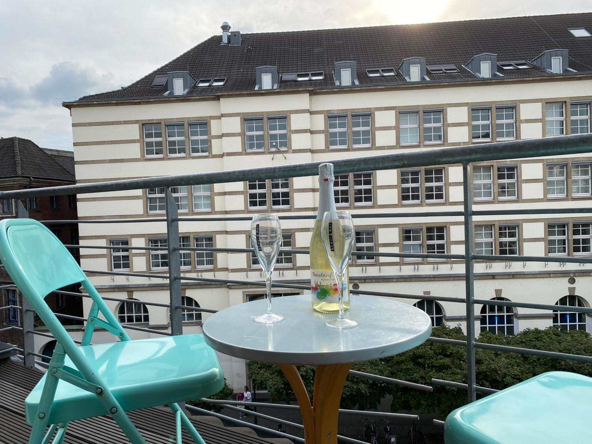 Avi City Burgplatz Apartments 뒤셀도르프 외부 사진